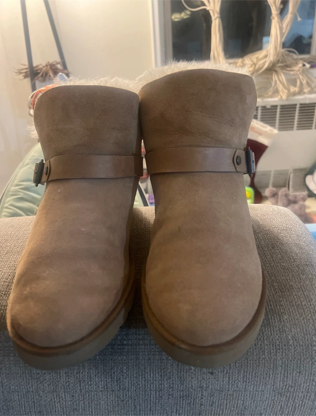 UGG Women's Brown Suede Sheepskin Lined Boots Size 8 - photo 2