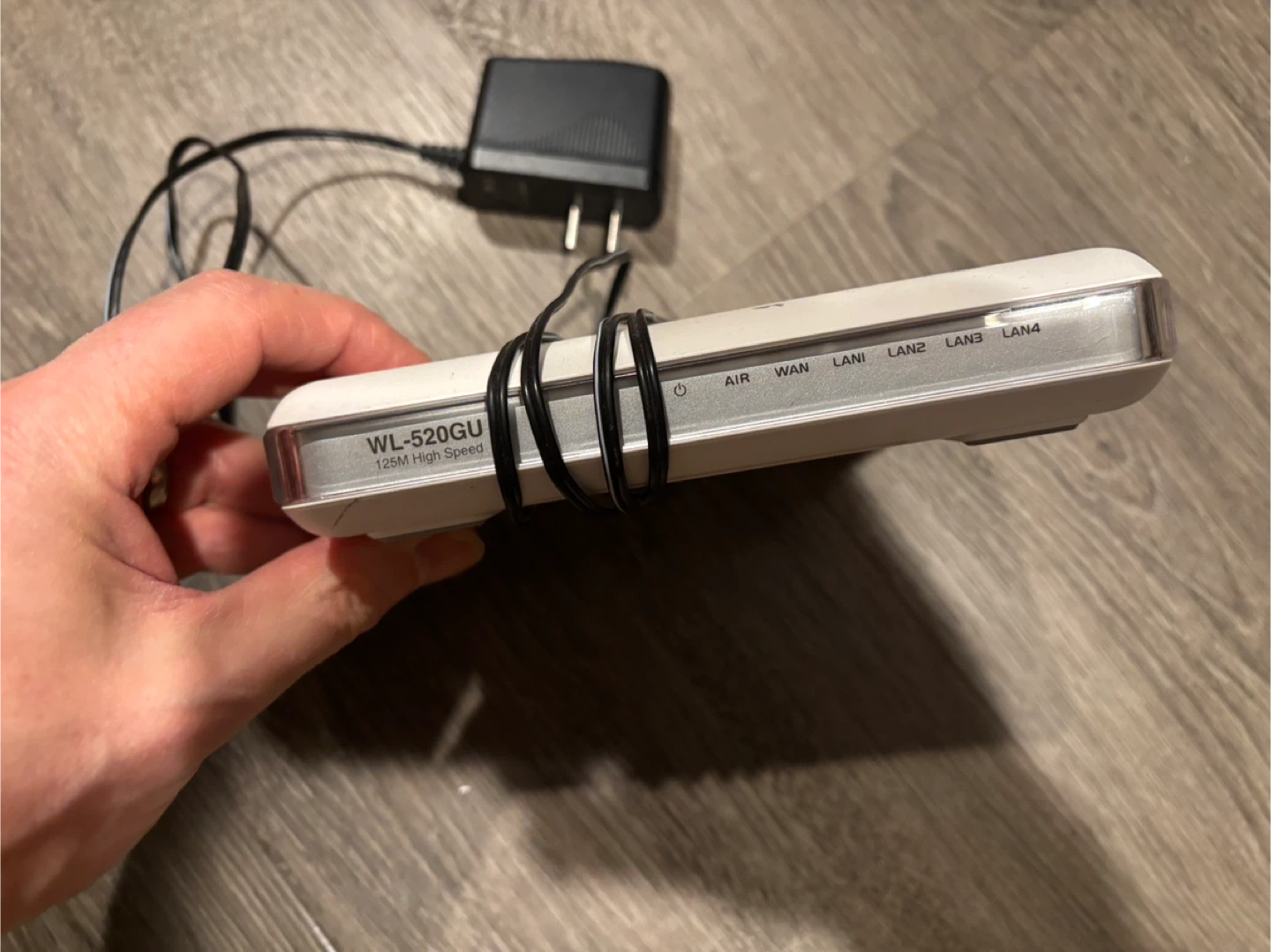 WL-520GU 125M High Speed Wireless Router