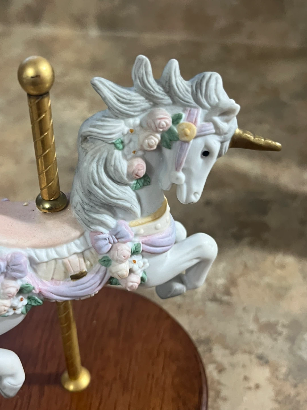 White Unicorn Carousel Music Box vintage rare Like new