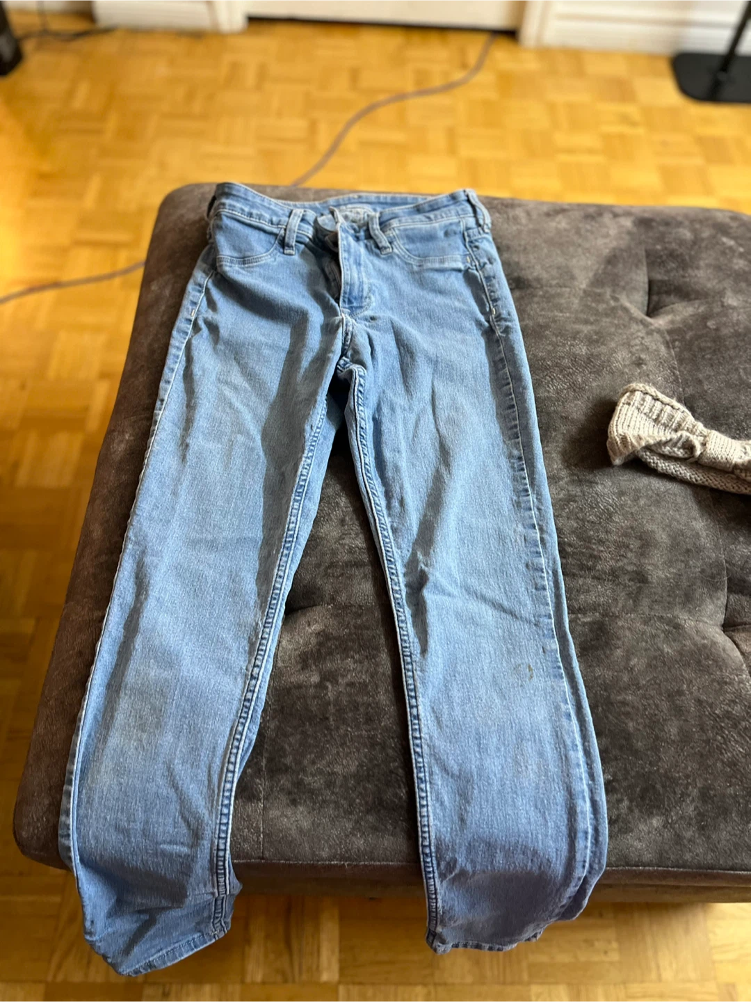 Skinny Ankle Jeans - Size 28 - photo 3
