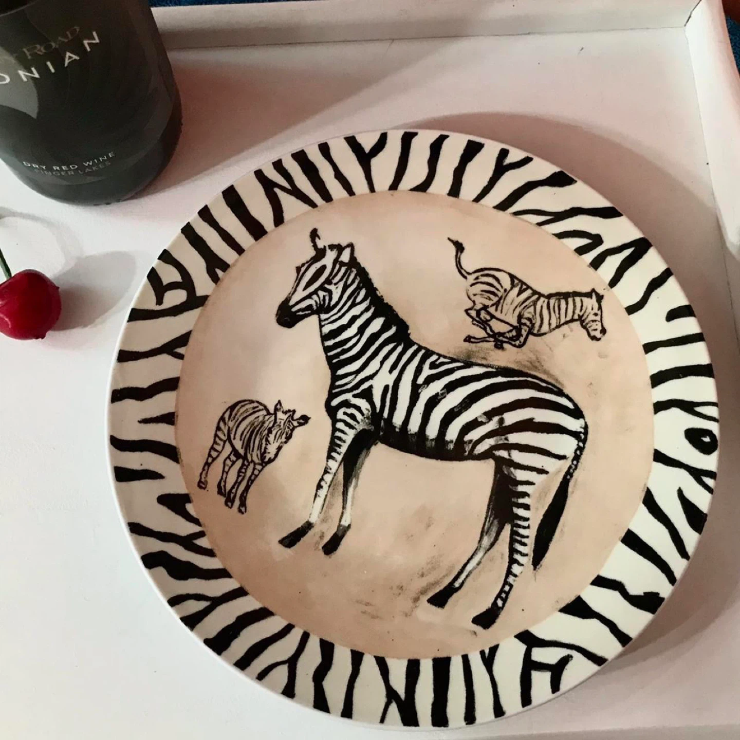 Decorative Plates with Animal Designs - Set of 2 - photo 2