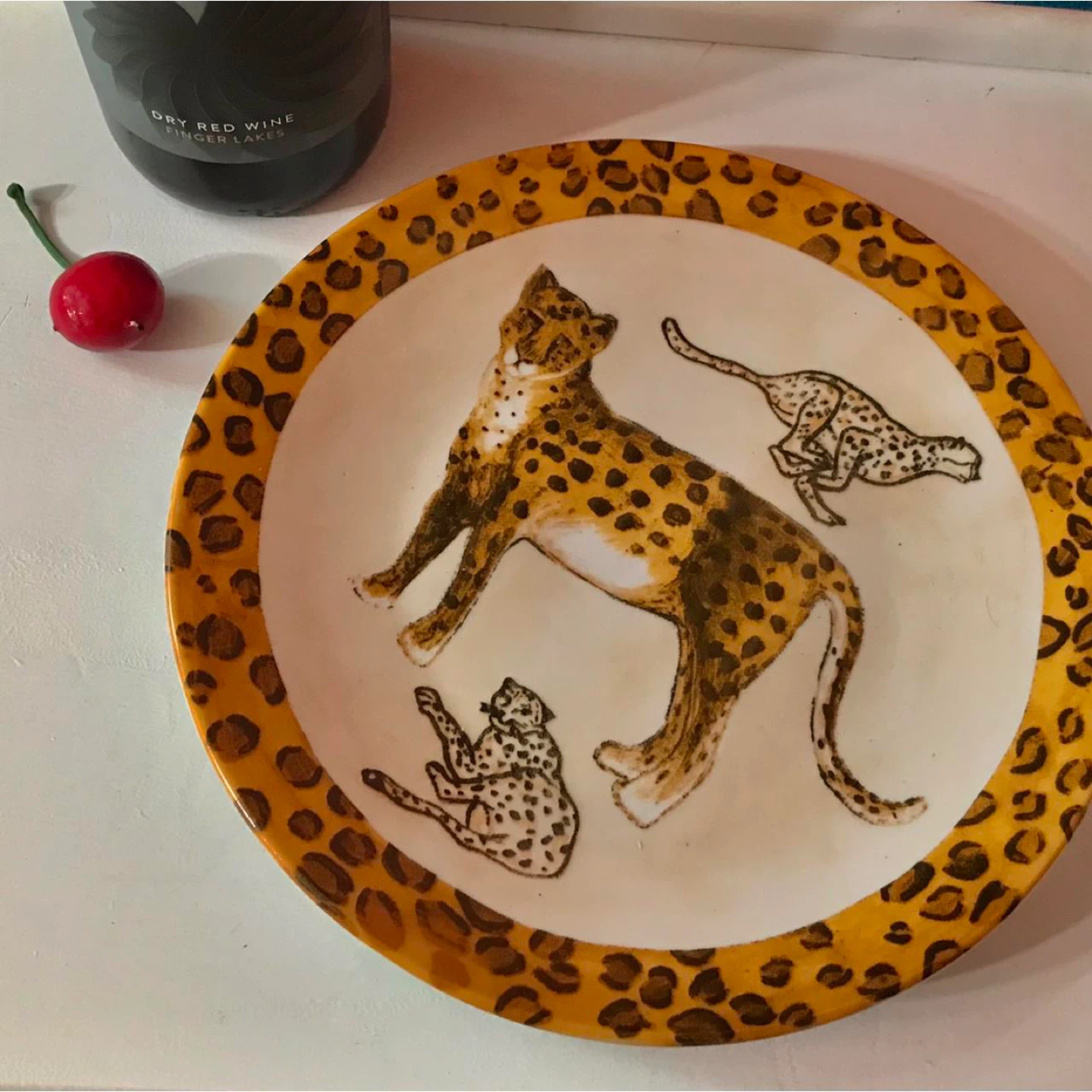 Decorative Plates with Animal Designs - Set of 2