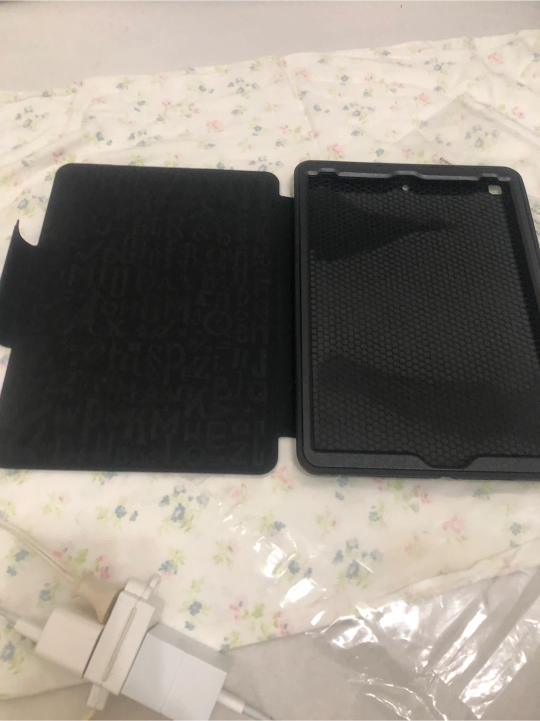 New- SEYMAC Stock Tablet Case - photo 4