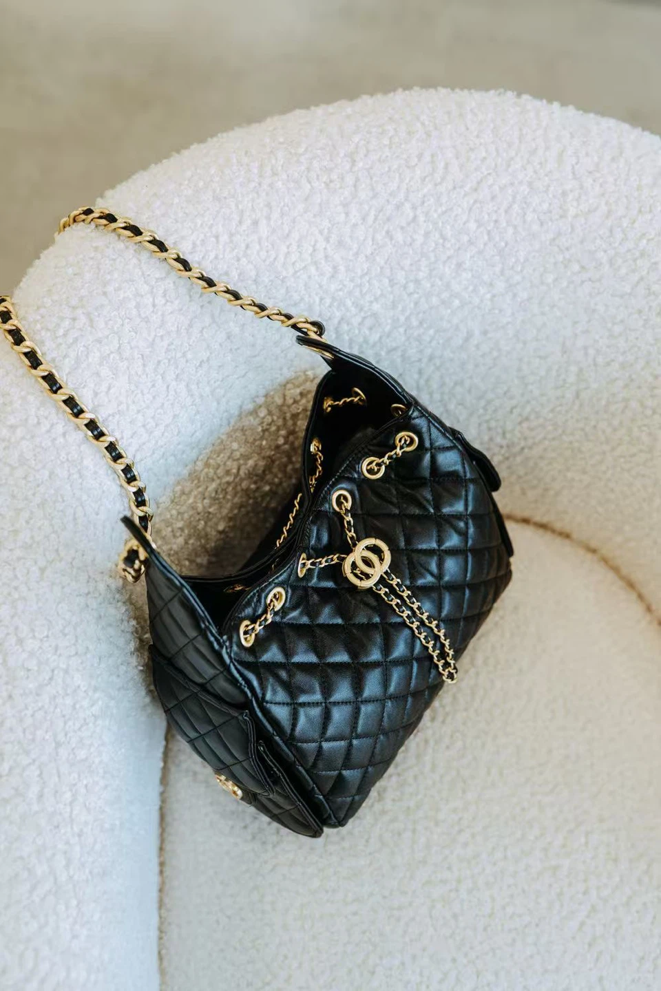 PARISIA Quilted Chain Bucket Bag - photo 2