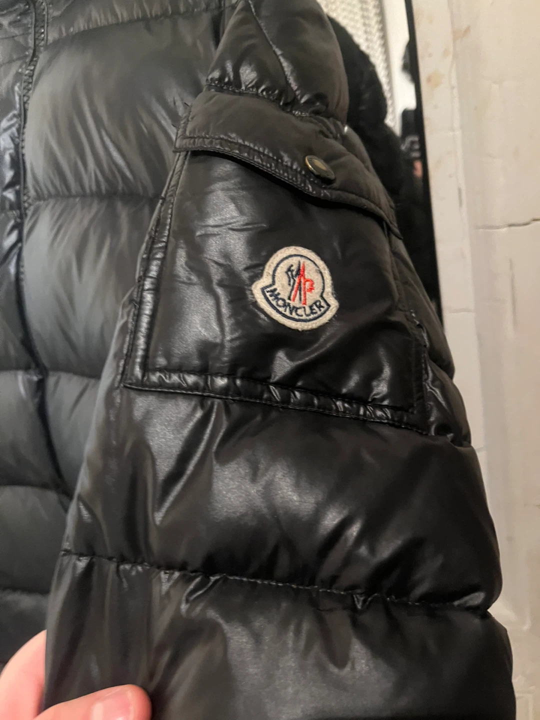 Moncler Black Puffer Jacket - photo 5