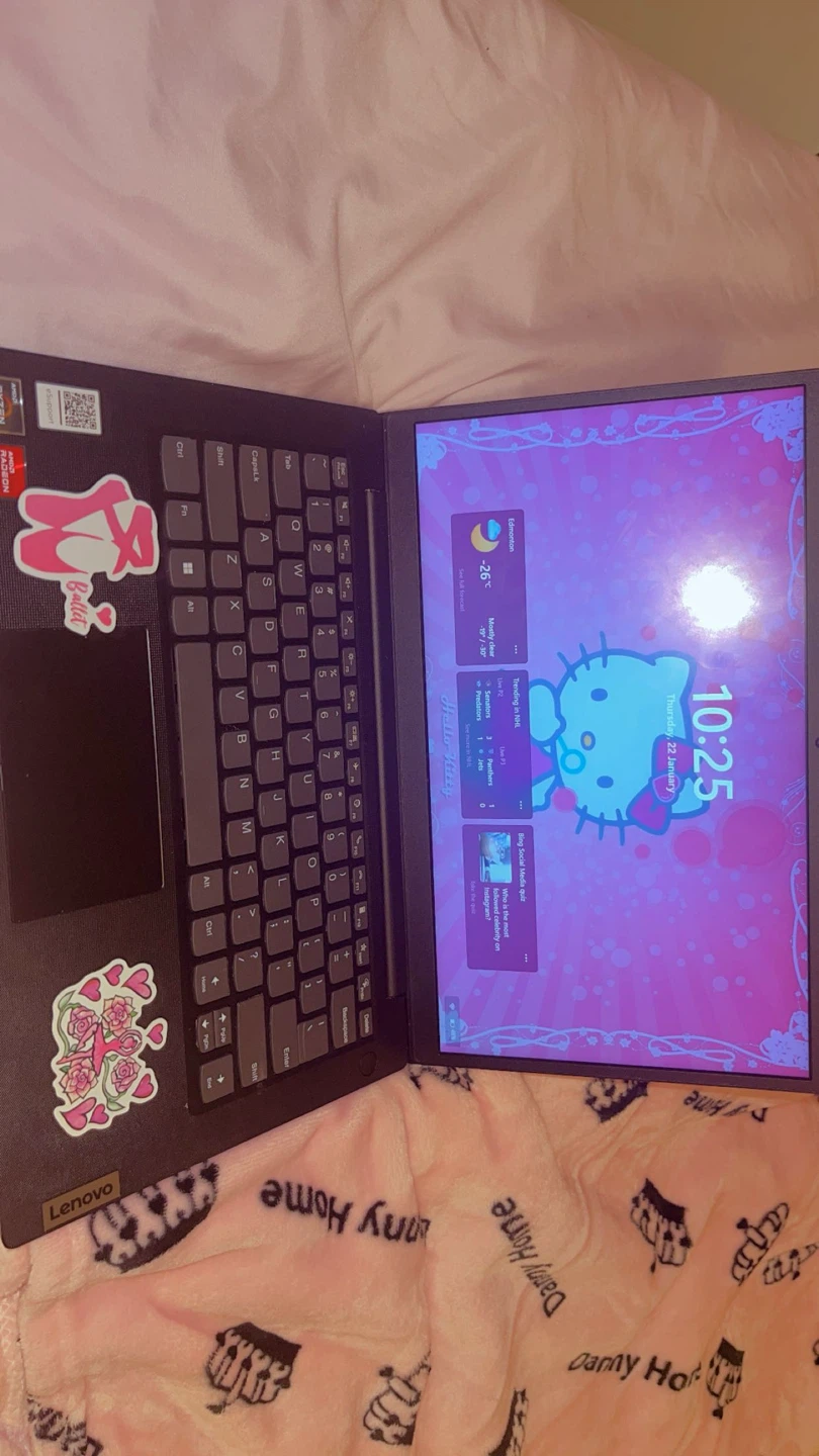 Lenovo Laptop - photo 3
