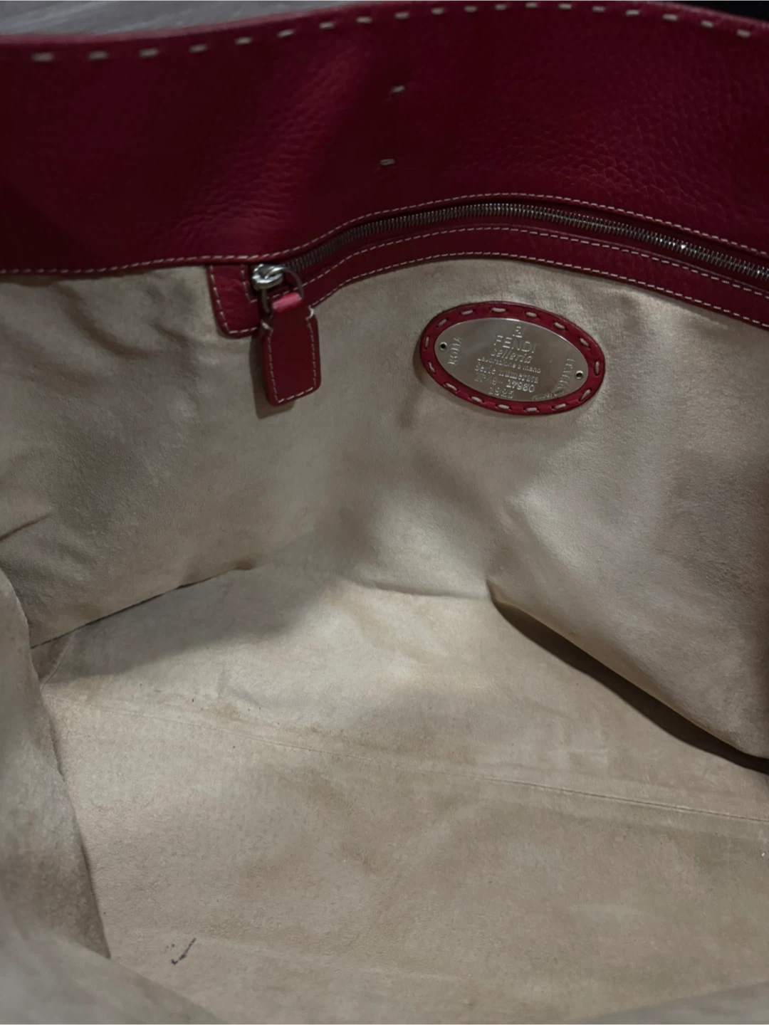 Vintage Fendi Roma Tote Bag - Red Leather - photo 3