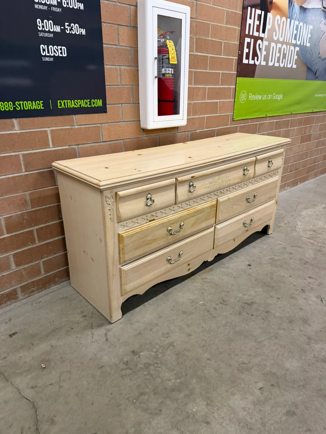 Light Wood 7-Drawer Dresser - photo 3