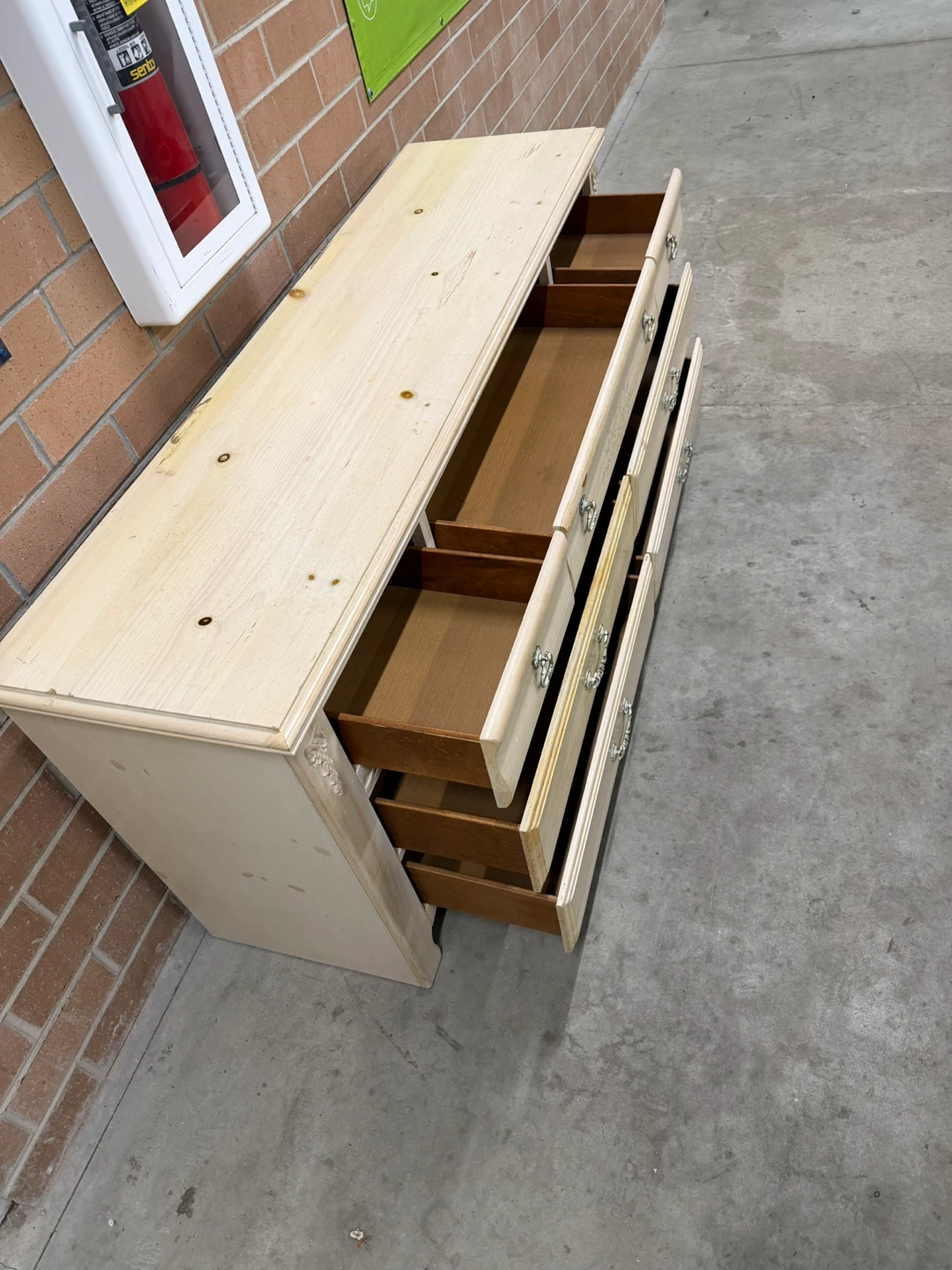 Light Wood 7-Drawer Dresser - photo 4
