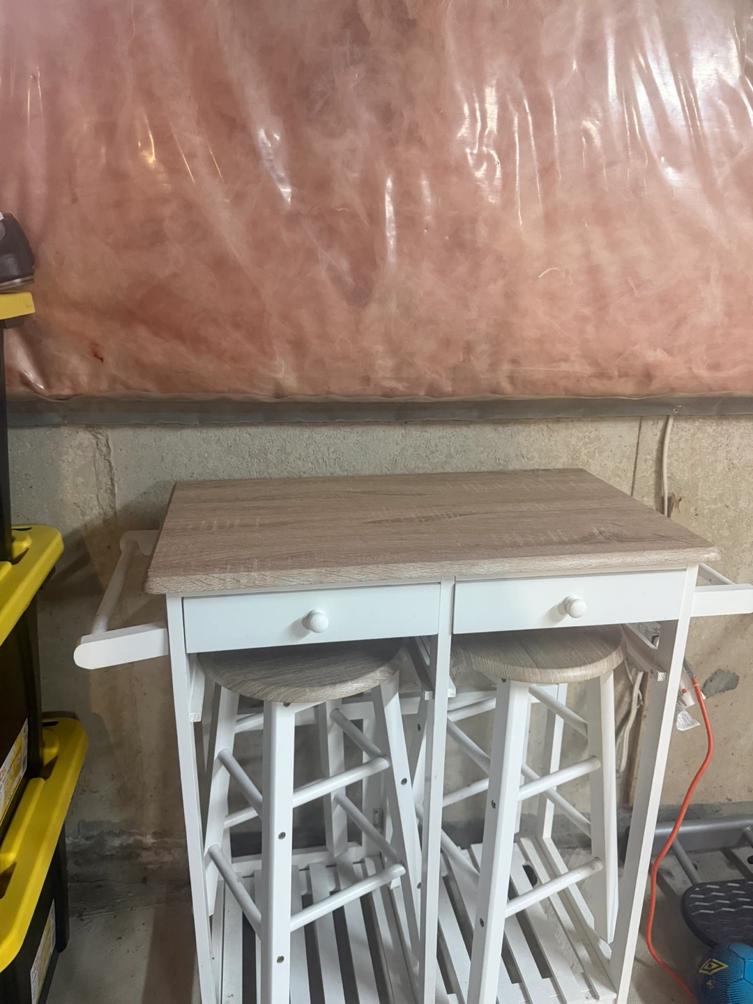 Kitchen Island with 2 Stools - photo 3