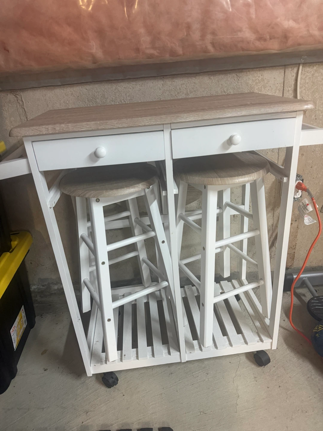Kitchen Island with 2 Stools