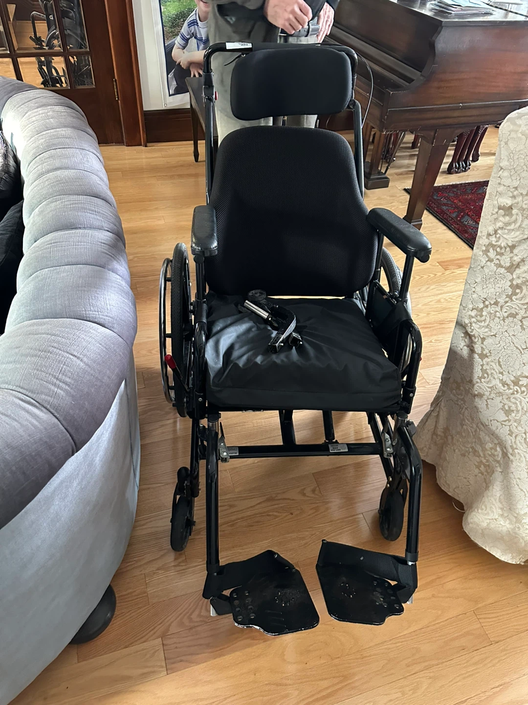 🏆Motion Healthcare SUPER TILT Wheelchair - photo 2