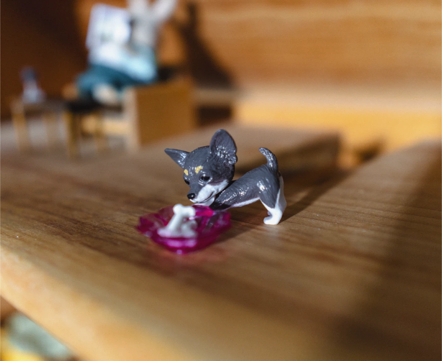 Dollhouse with Bunny Family and Accessories - photo 3