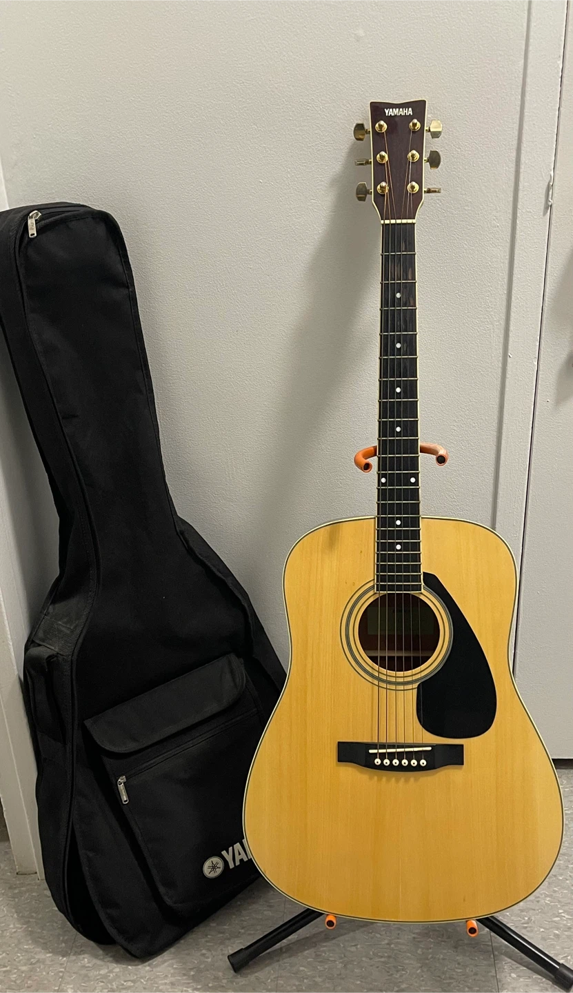 Yamaha Acoustic Guitar FD02