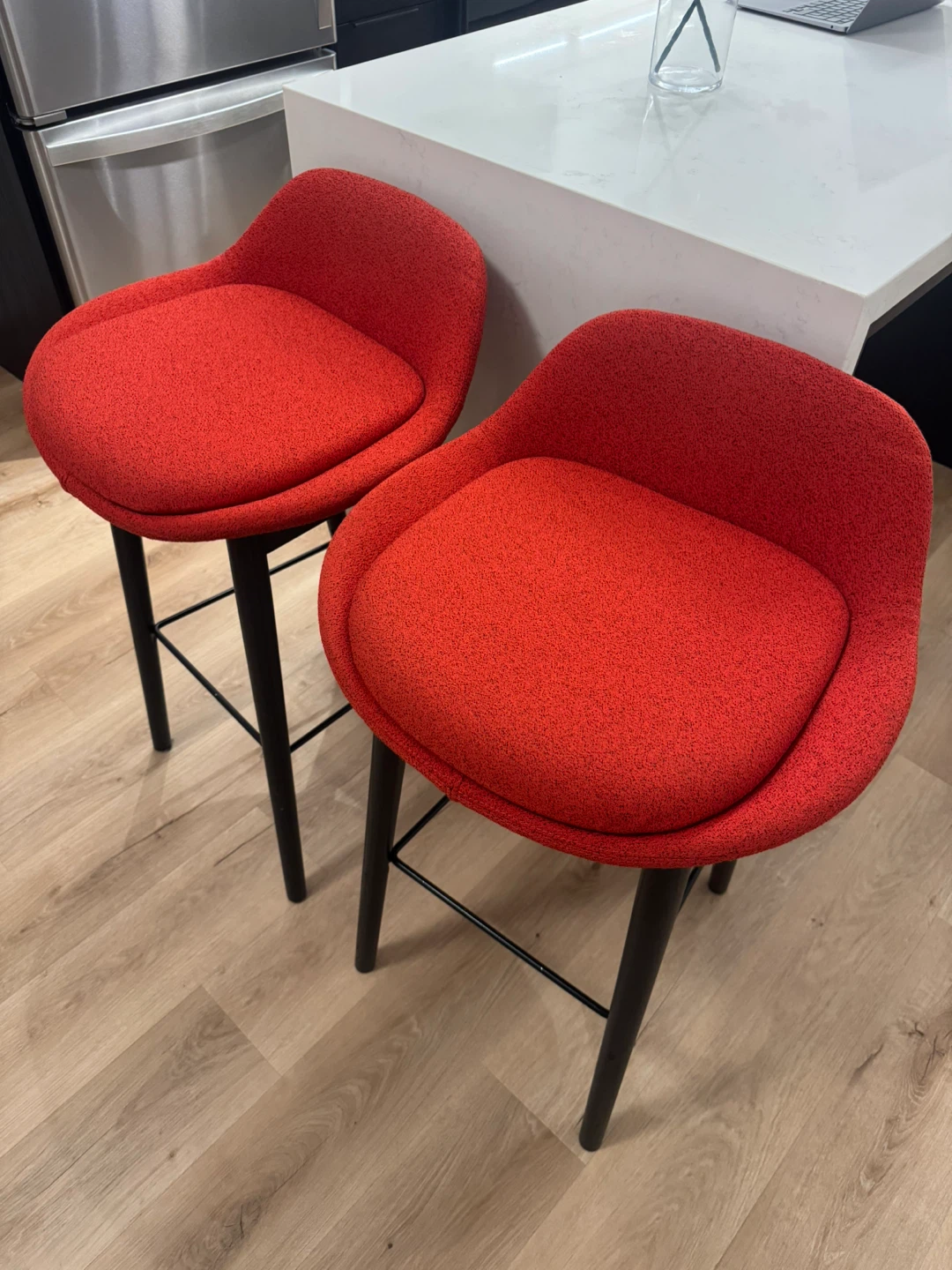 Set of 2 Red Bar Stools (Orange)