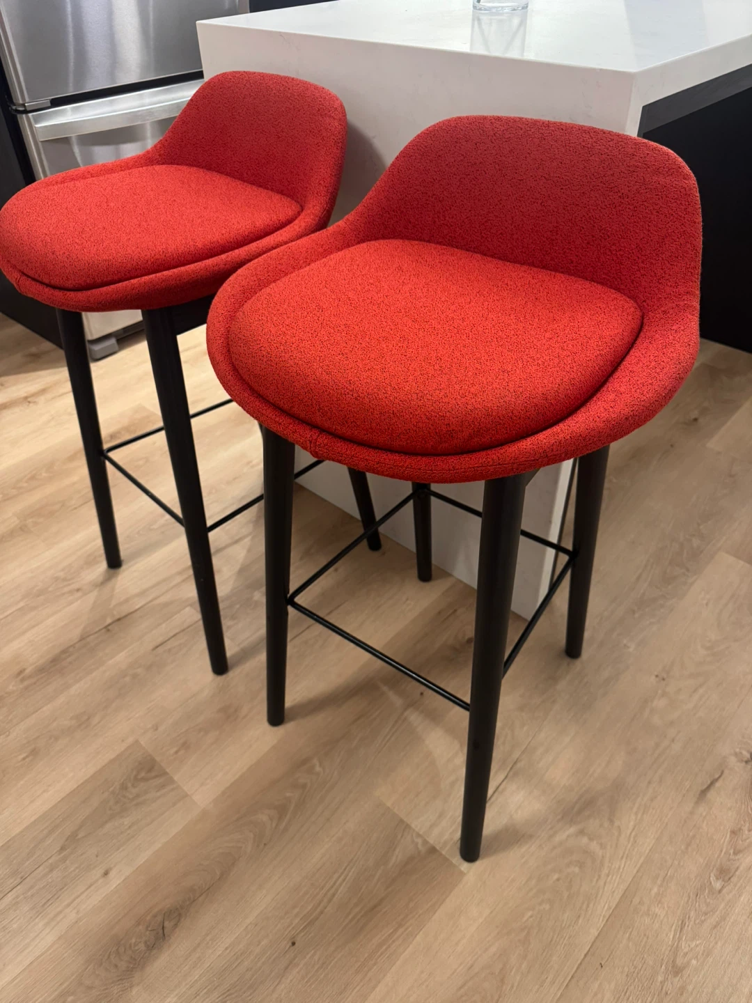 Set of 2 Red Bar Stools (Orange) - photo 2