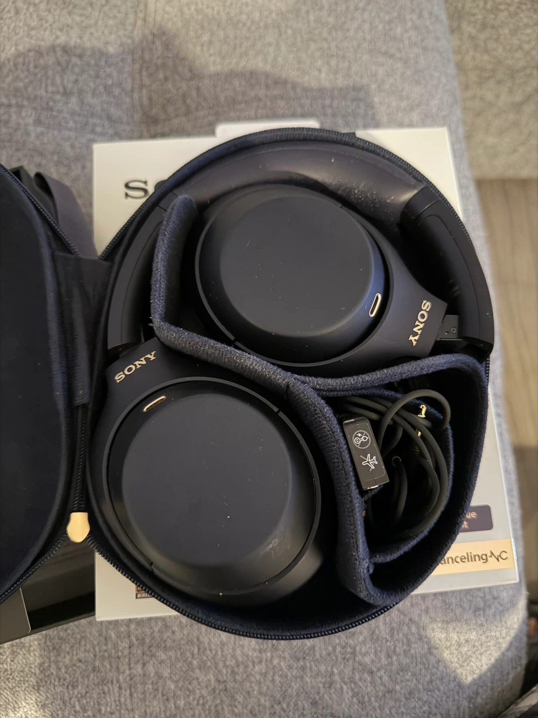 ( 190$ ) Sony WH-1000XM4  wireless Headphones - photo 3
