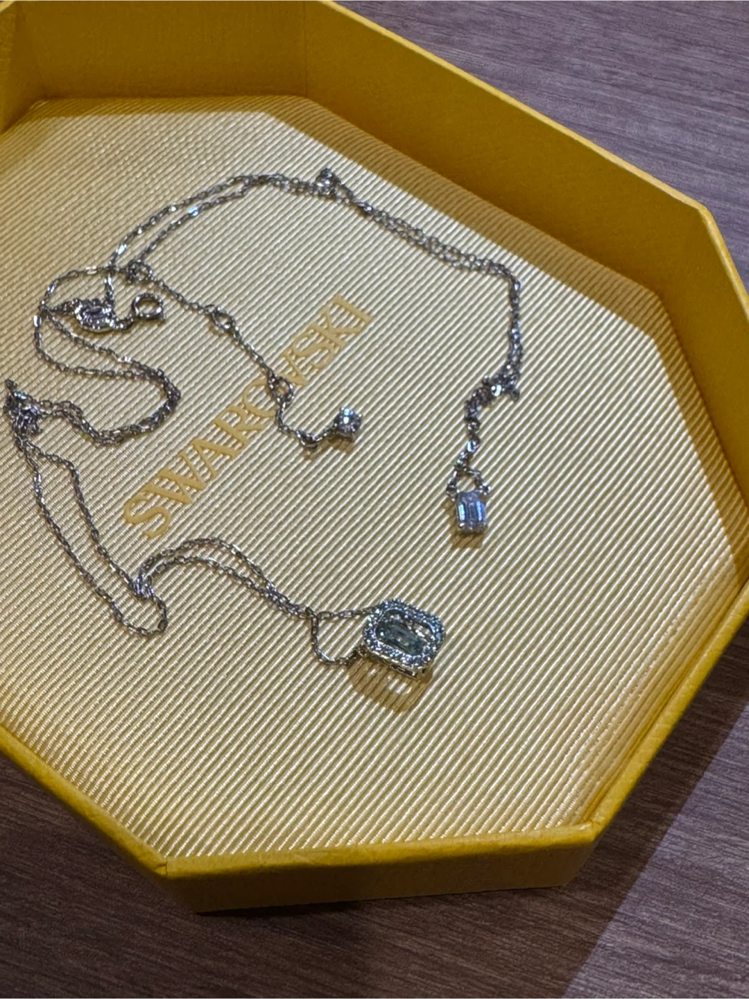 Swarovski Dancing Necklace with Green Crystal Pendant - photo 3