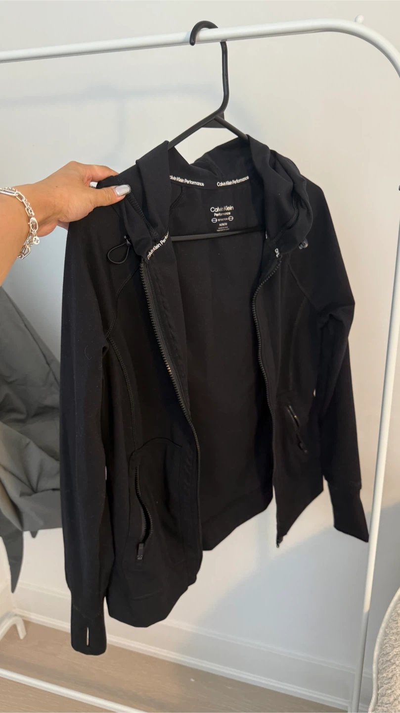 Clothes bundle - photo 3