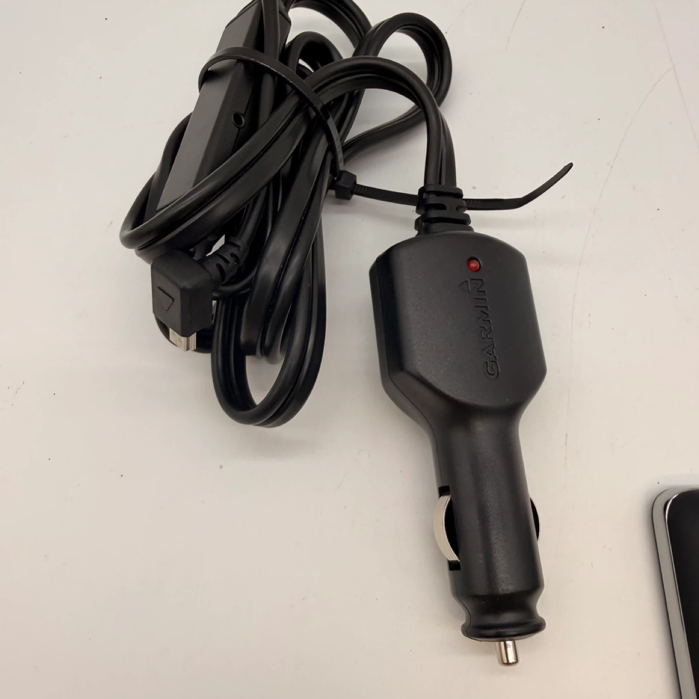Garmin nüvi 3590LM GPS Navigation w Case & Car Charger - photo 4