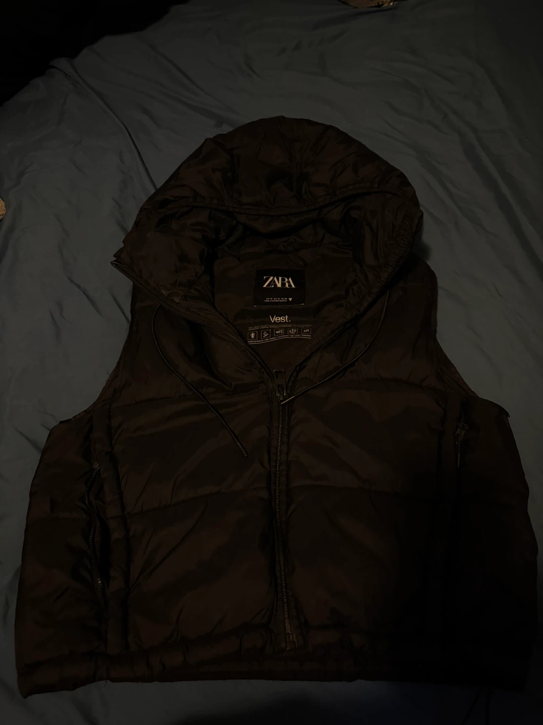 ZARA Black Cropped Puffer Vest - Size Medium - photo 2