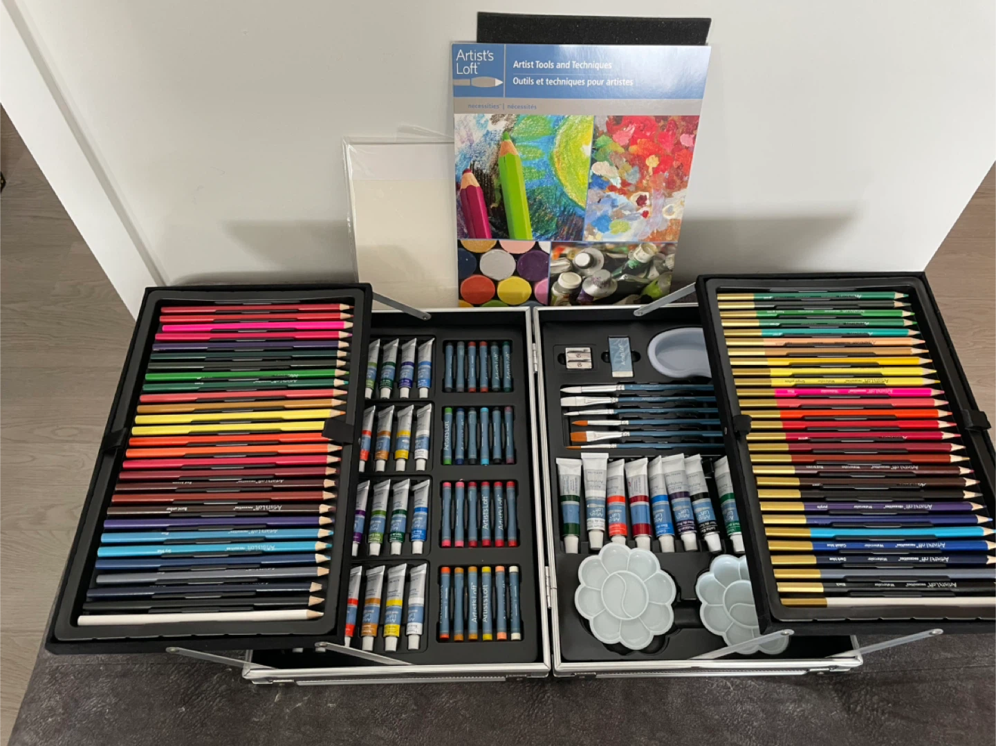 Artist's Loft 100 Piece Art Set - photo 2