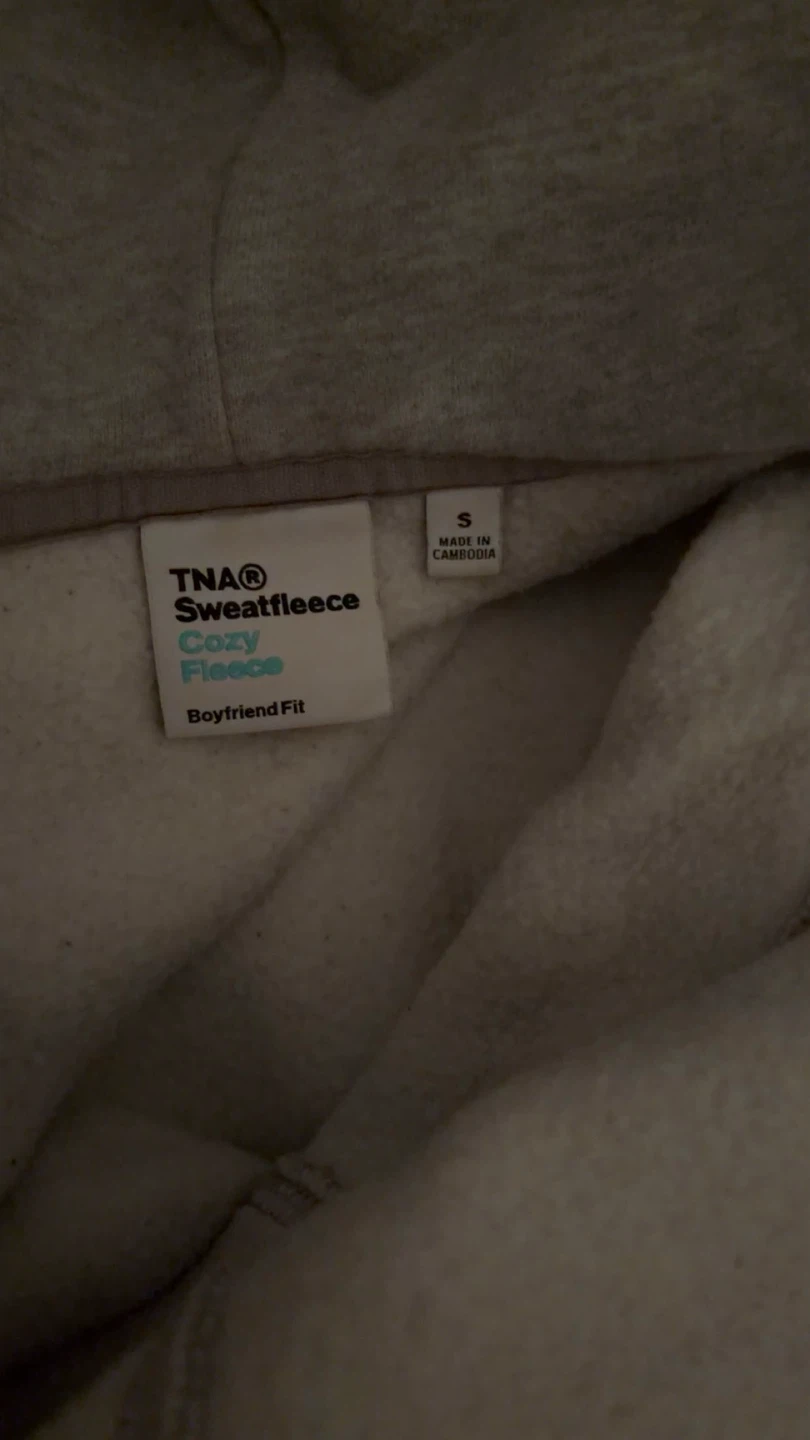 Aritzia hoodies and zip up’s - photo 2