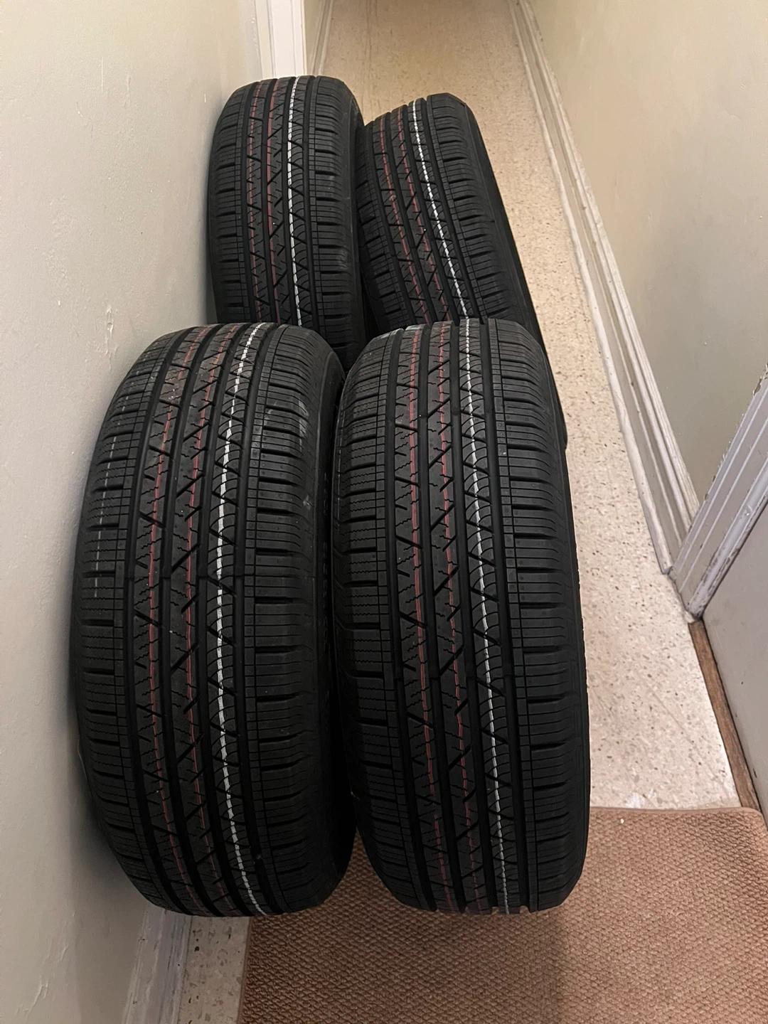 Continental CrossContact LX Sport Tires - 235/65R18 - photo 3