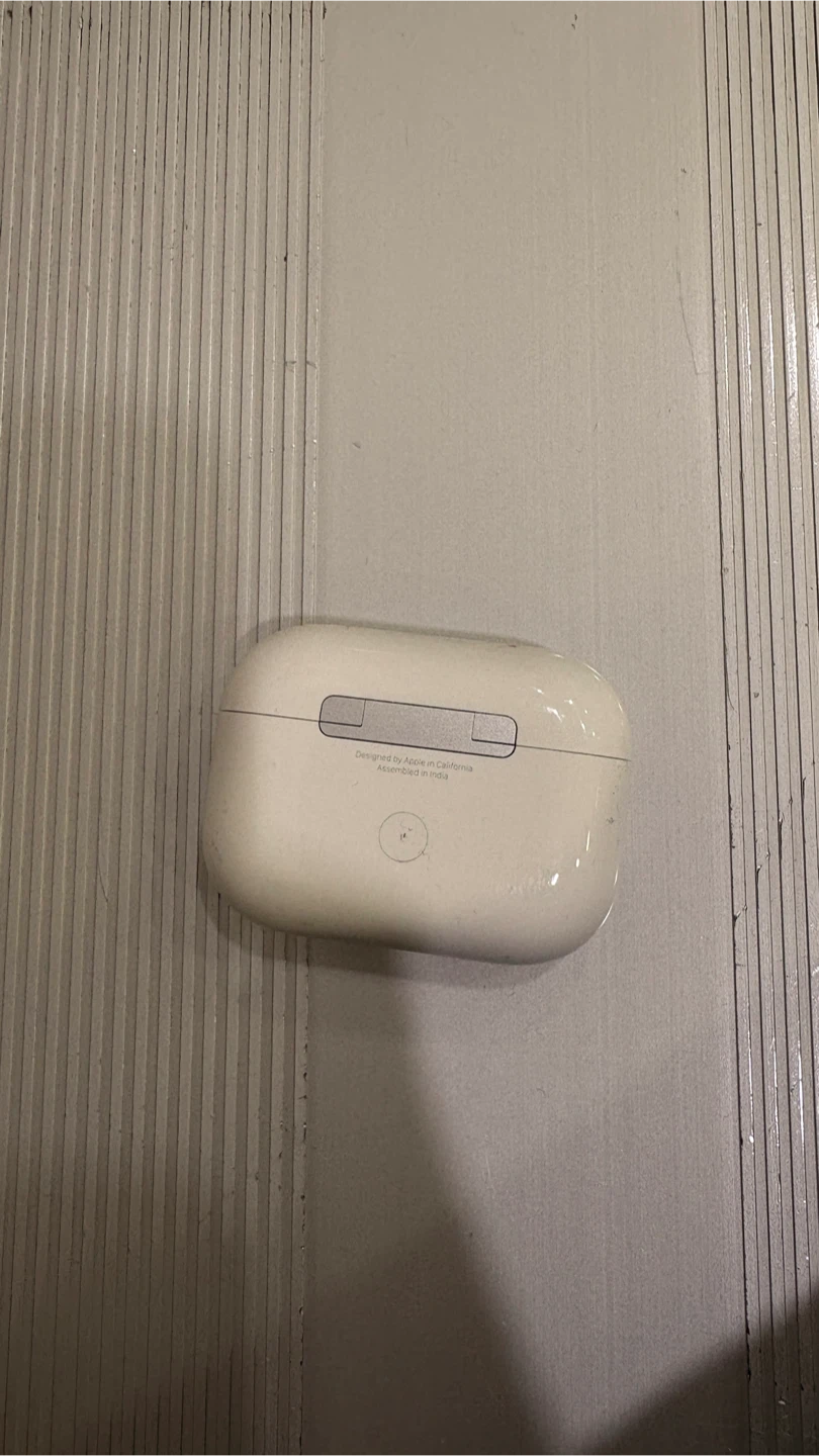 Apple AirPods Pro 2 - photo 2