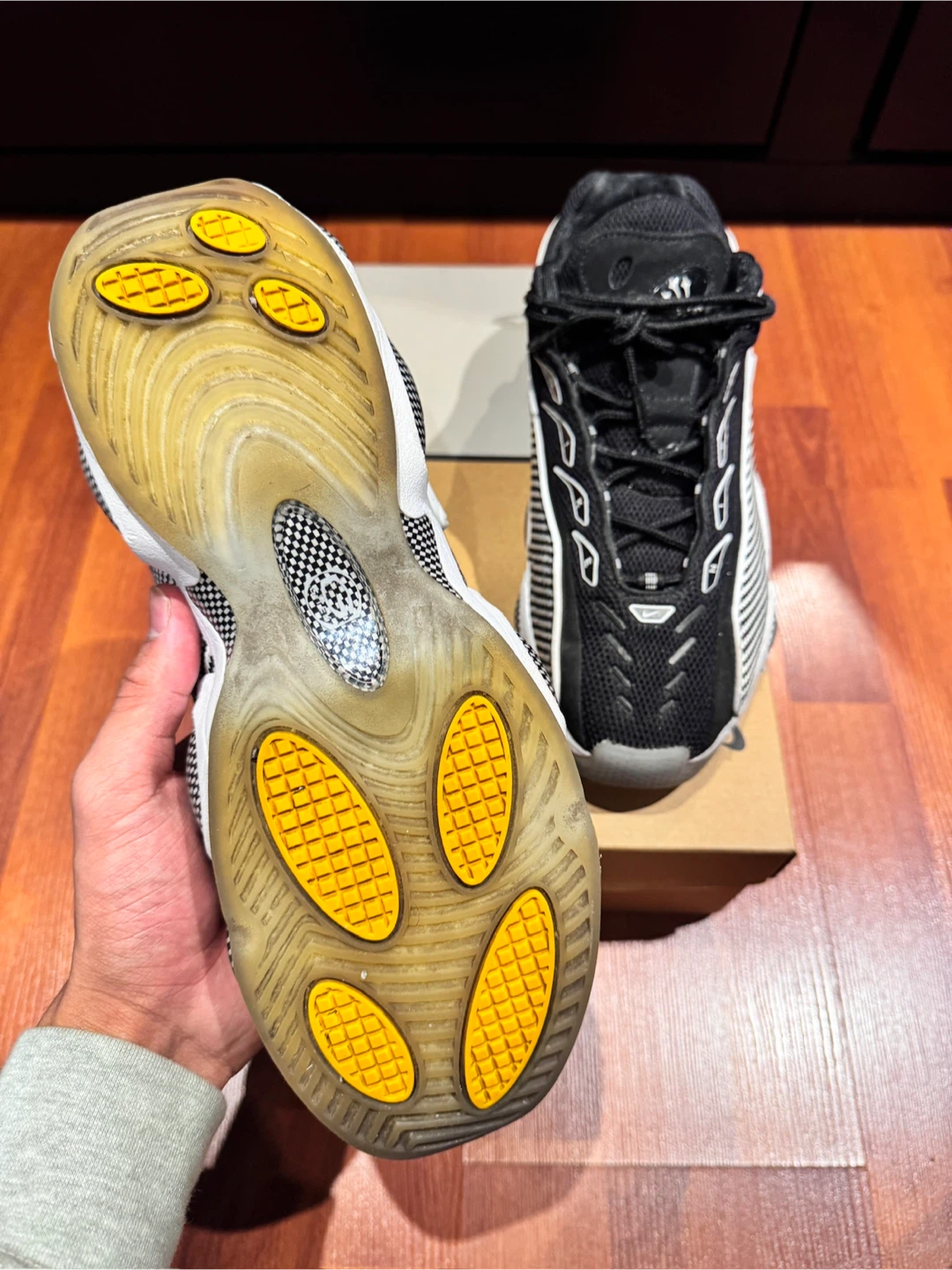 Nike Nocta Glides - photo 4