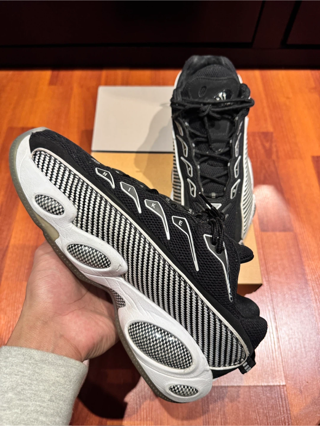 Nike Nocta Glides - photo 3