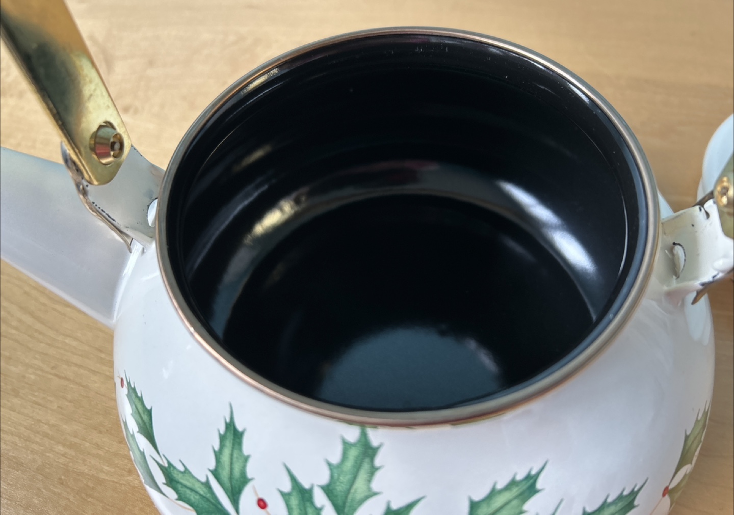 Lenox Holiday Tea Kettle 1.88qt - photo 2