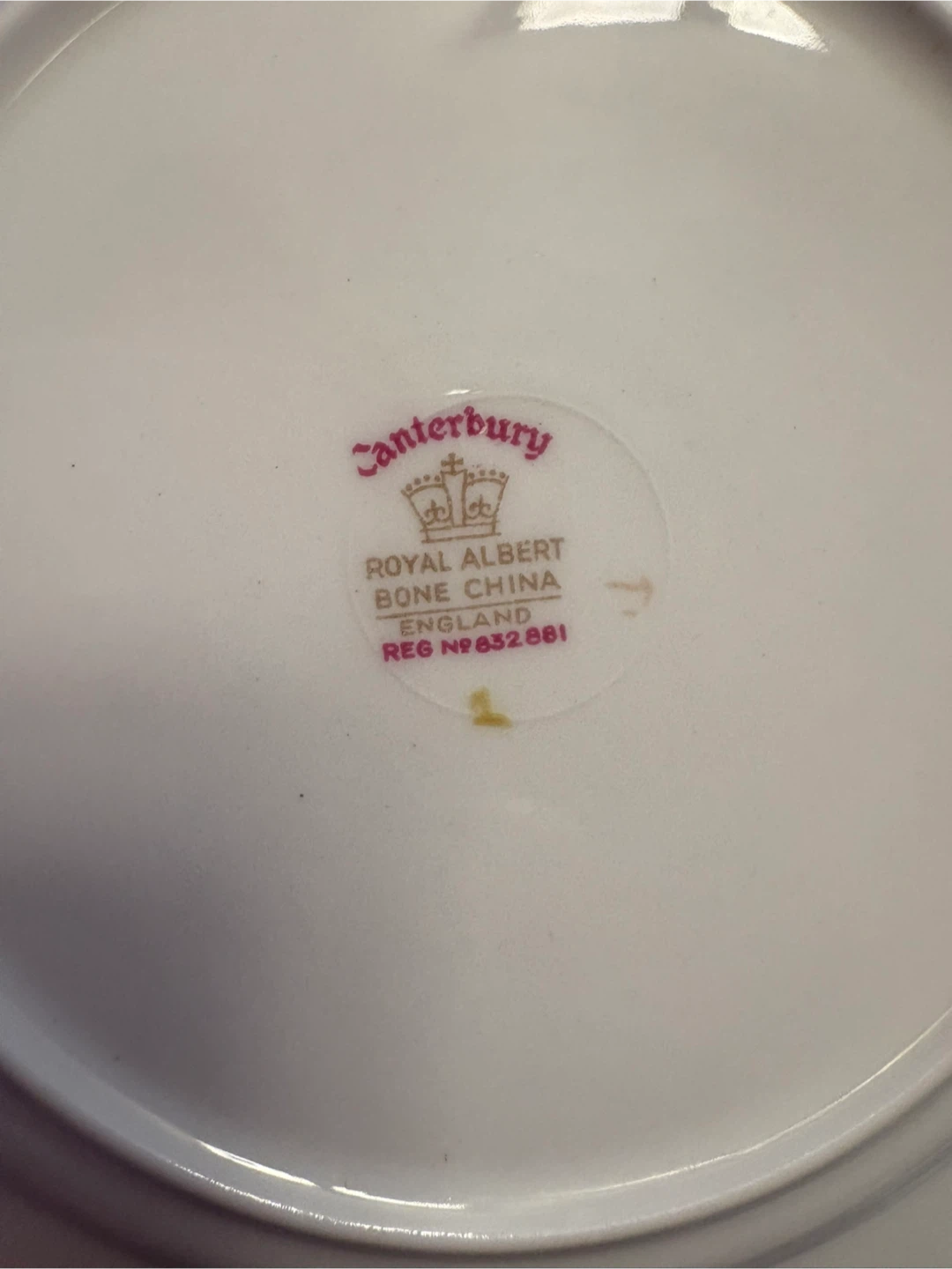 Vintage Royal Albert Canterbury Lunch Plate - photo 2