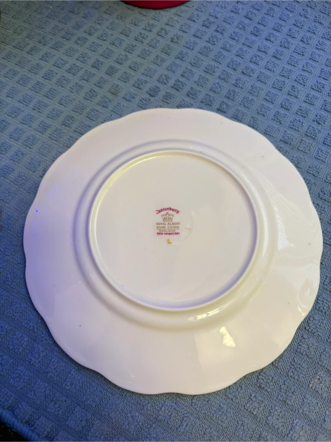 Vintage Royal Albert Canterbury Lunch Plate - photo 3