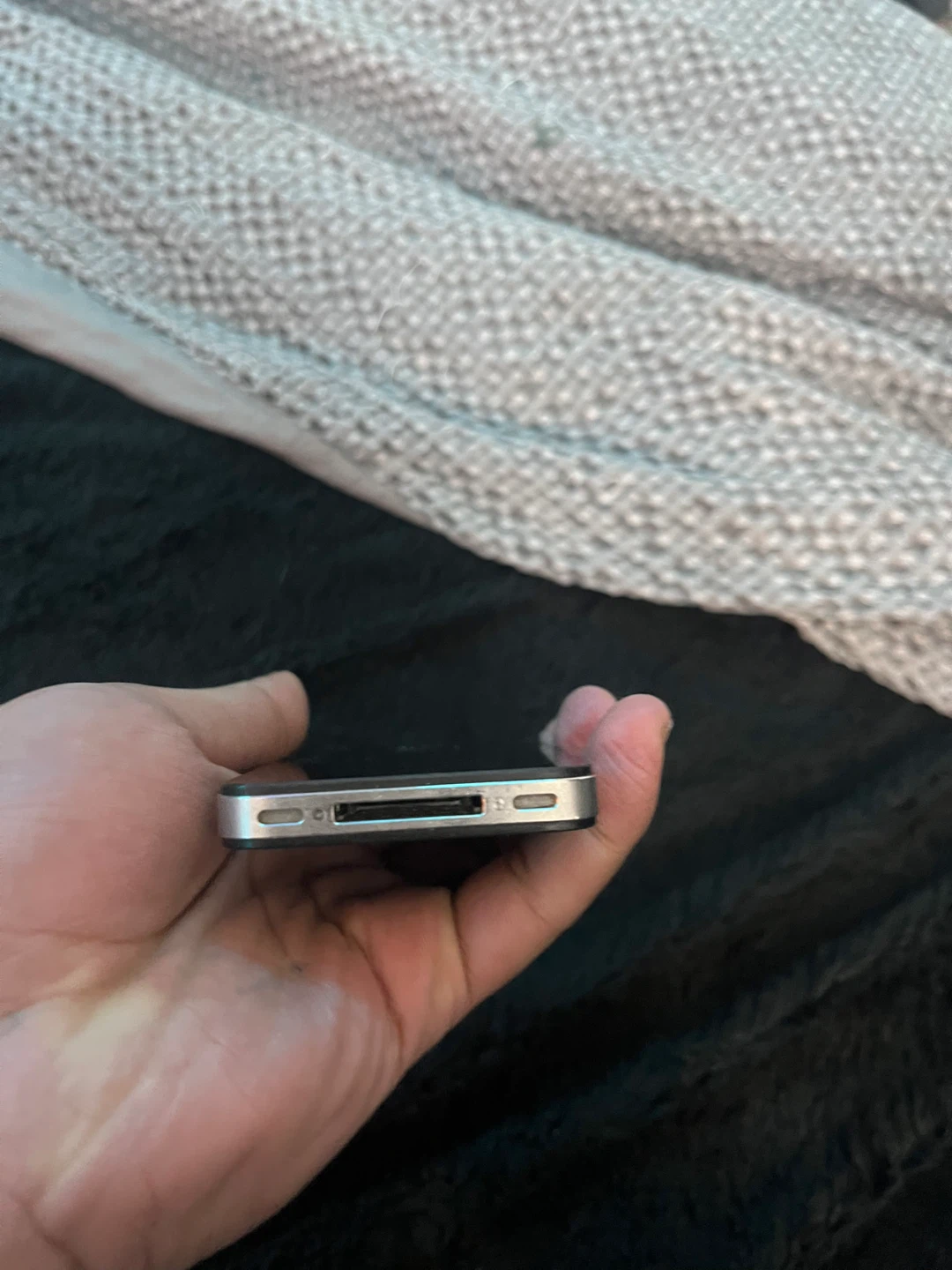 Apple iPhone 4 - photo 4