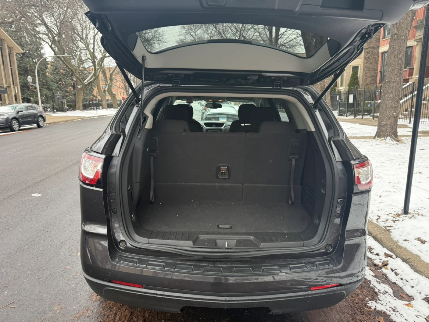 2016  Chevrolet Traverse LT - photo 5
