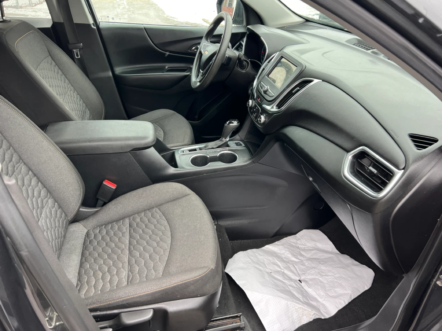 Used Dark Gray Chevrolet Equinox SUV 2019 - photo 5