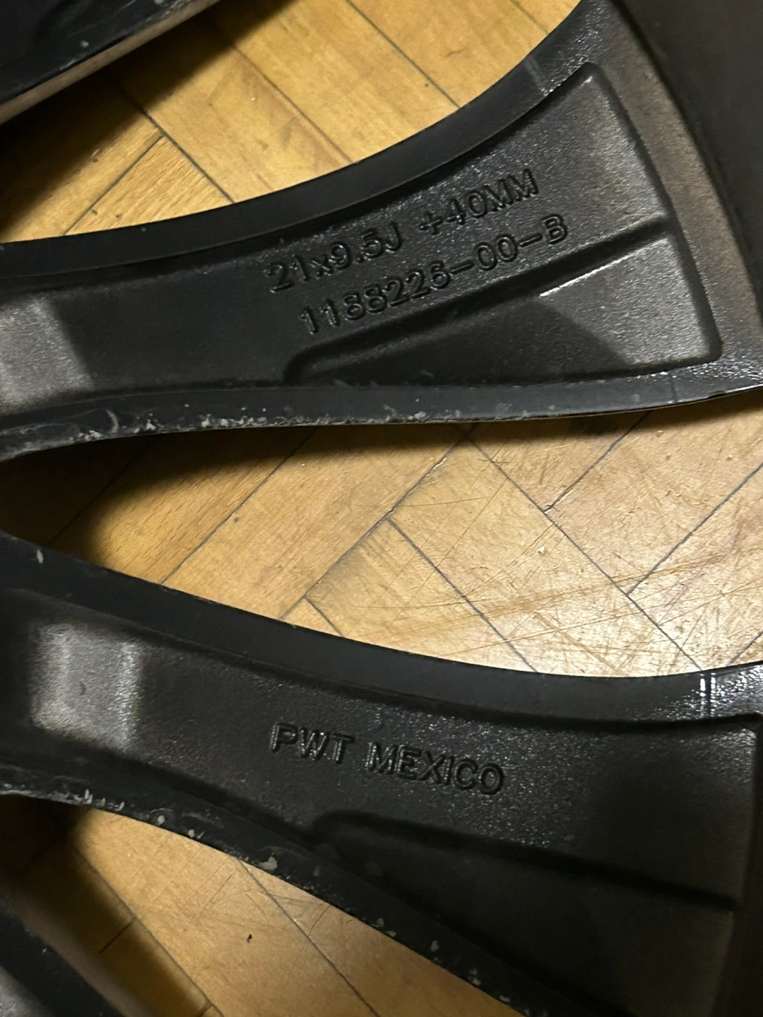 Tesla OEM Wheel Rim for Sale - photo 3