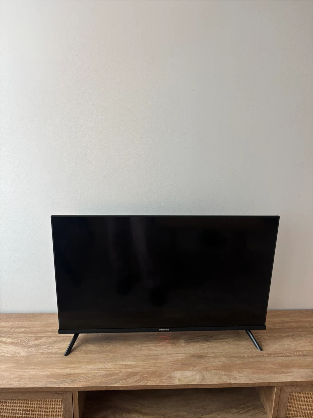 Hisense Television -72 cm by 42cm