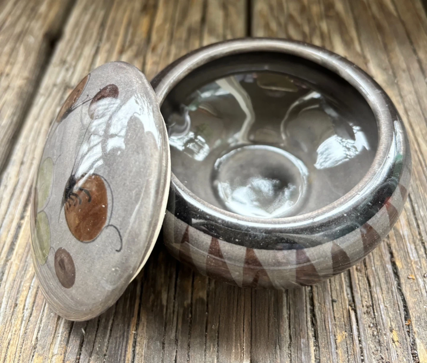 Vintage Painted Ceramic Jar with Lid, Gray with Floral Motif - photo 3
