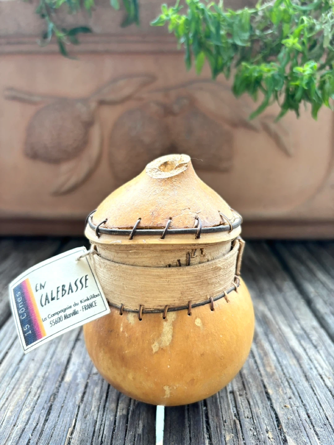 Calabash Incense Container, Incl 6 sandalwood incense cones