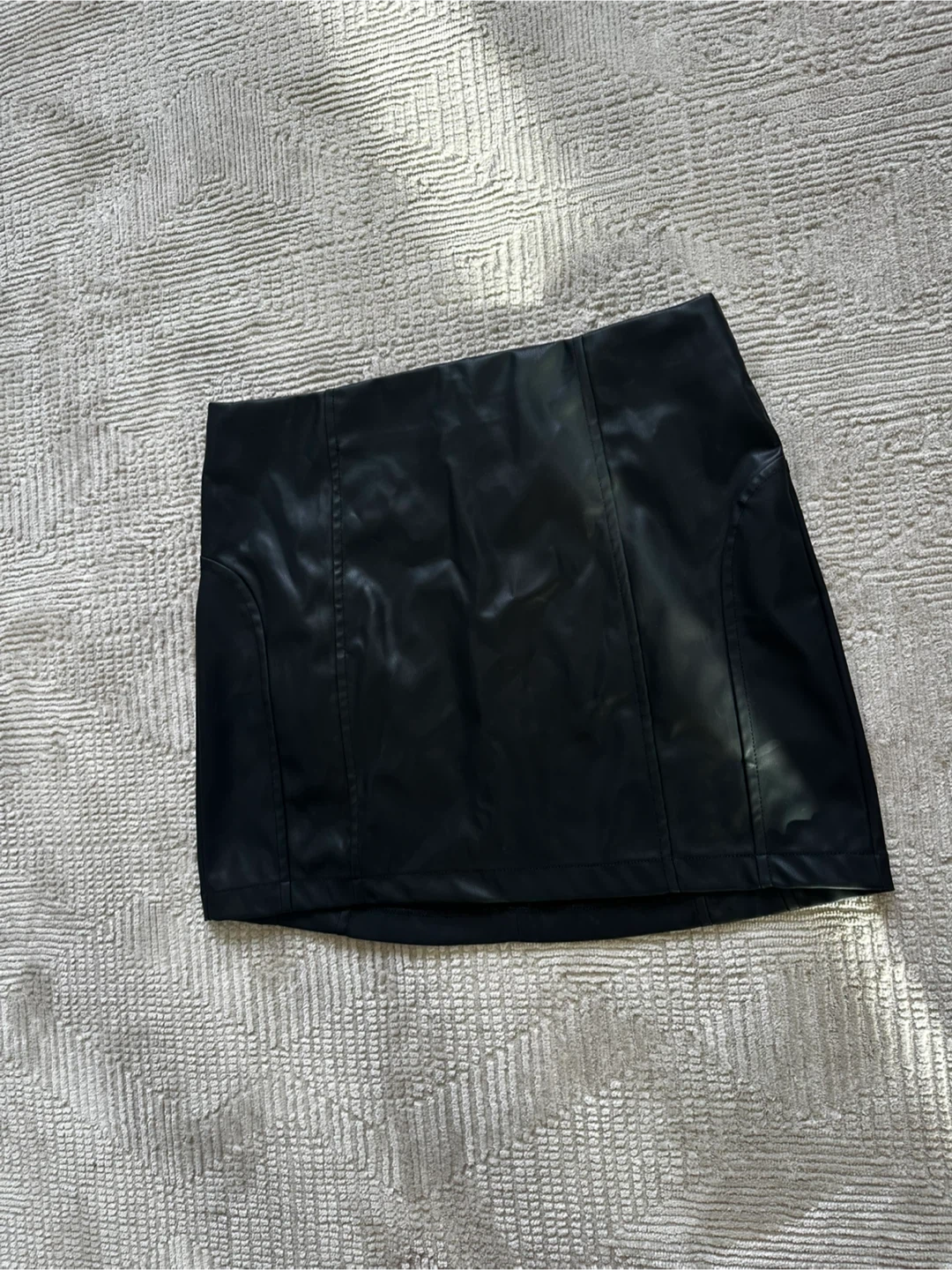 NEW Black Faux Leather Mini Skirt - photo 2