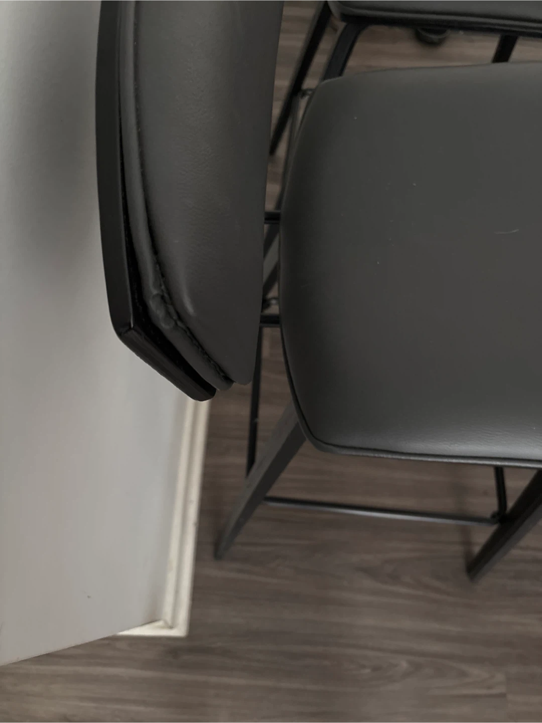 Set of 2 Black Faux Leather Bar Stools - photo 4