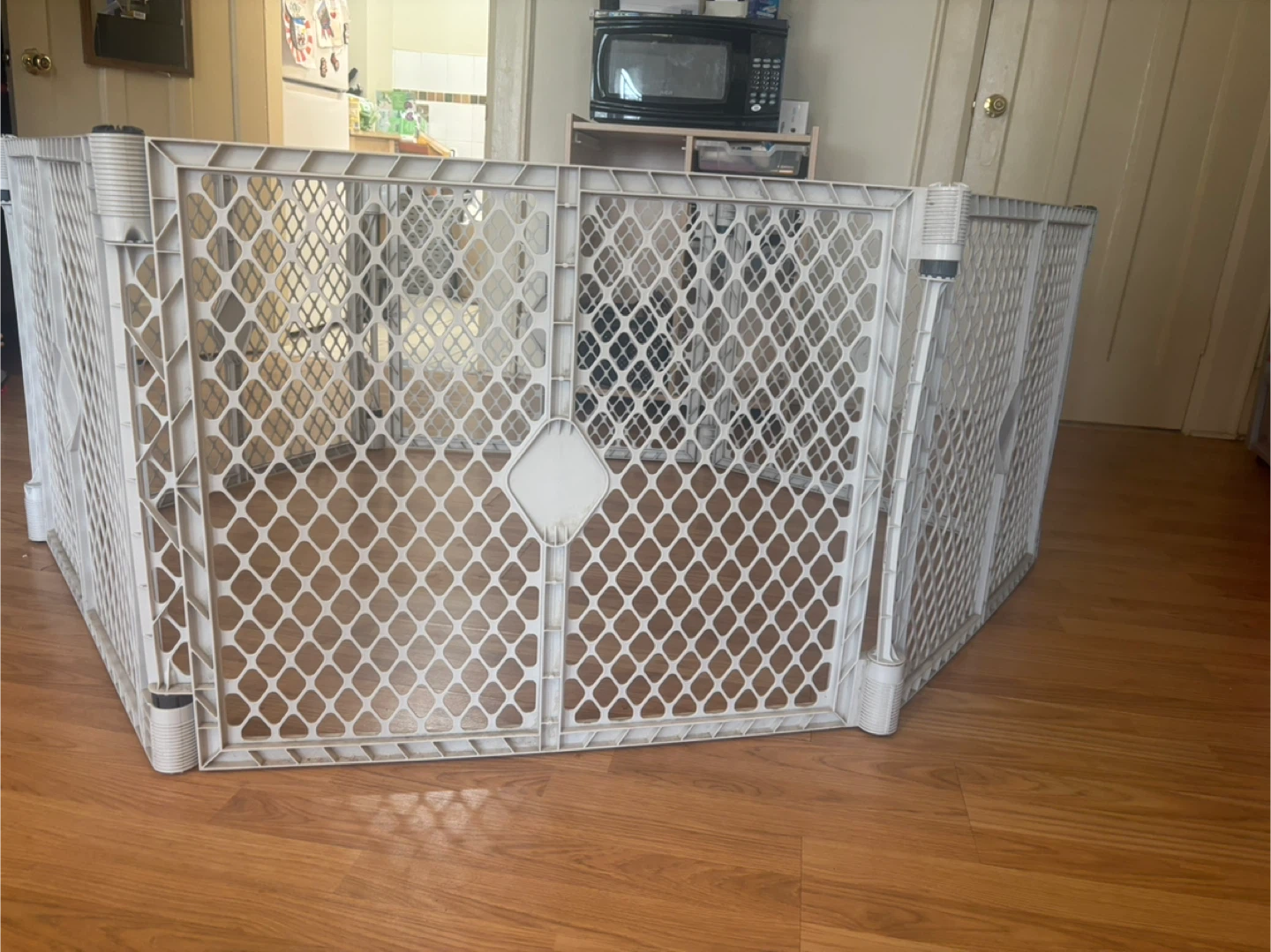 White Plastic Playpen PICK UP TODAY - photo 2