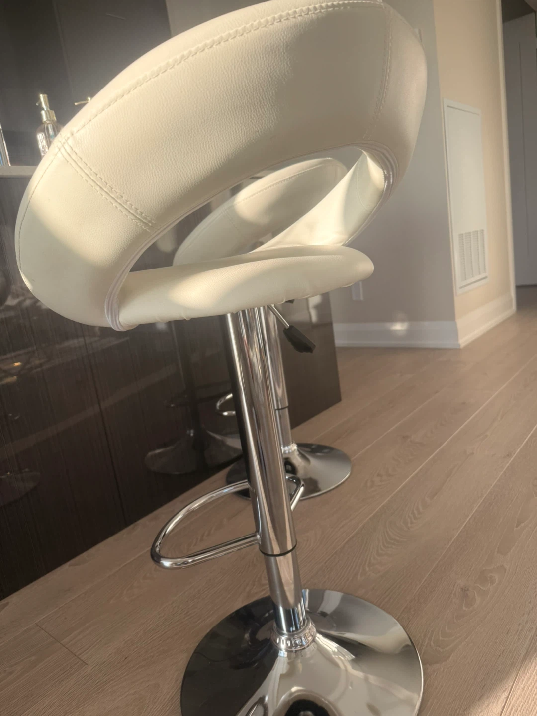 White Adjustable Bar Stools - photo 3