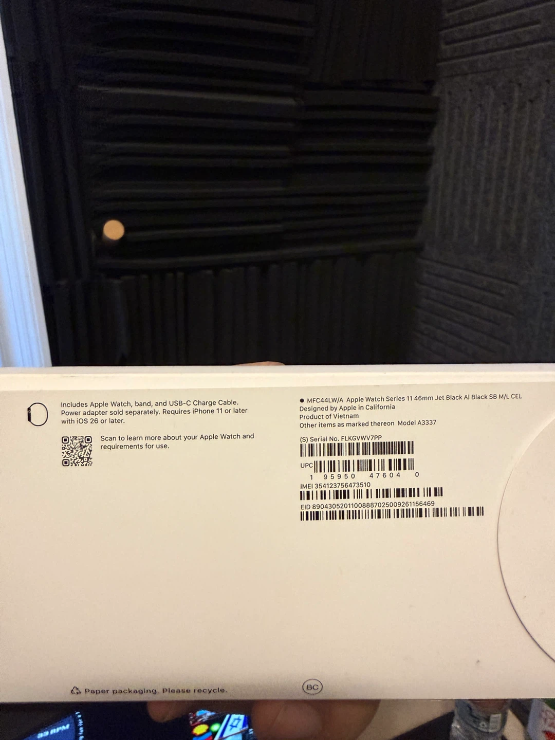 Apple Watch Series 11 46mm Jet Black - photo 2