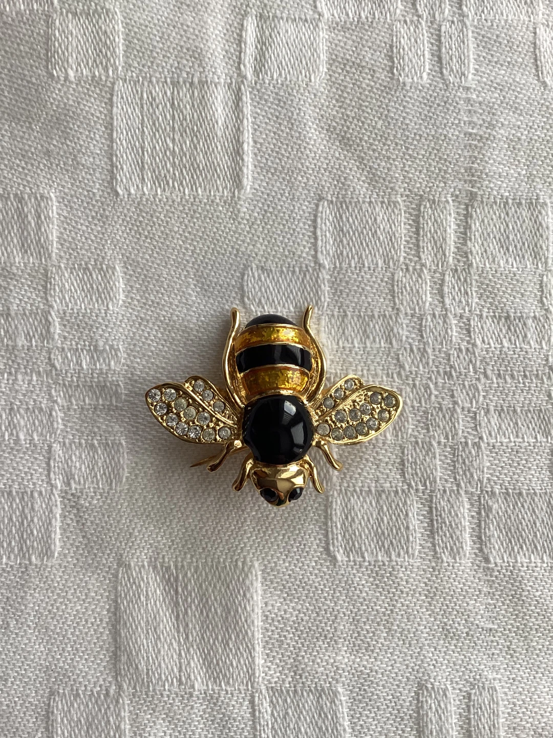JACKIE ORR BEE BROOCH