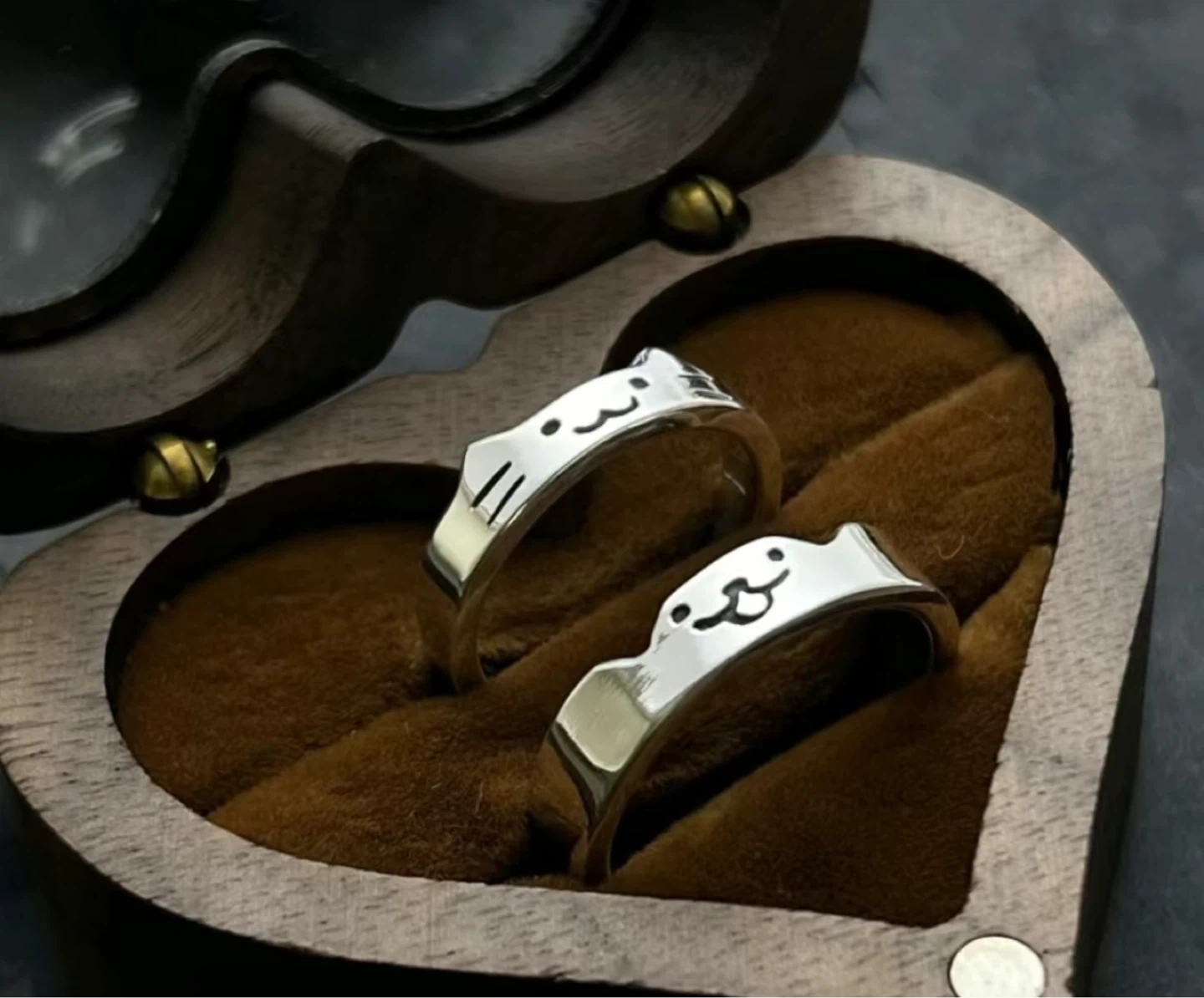 Free Cute Cat Couple Rings