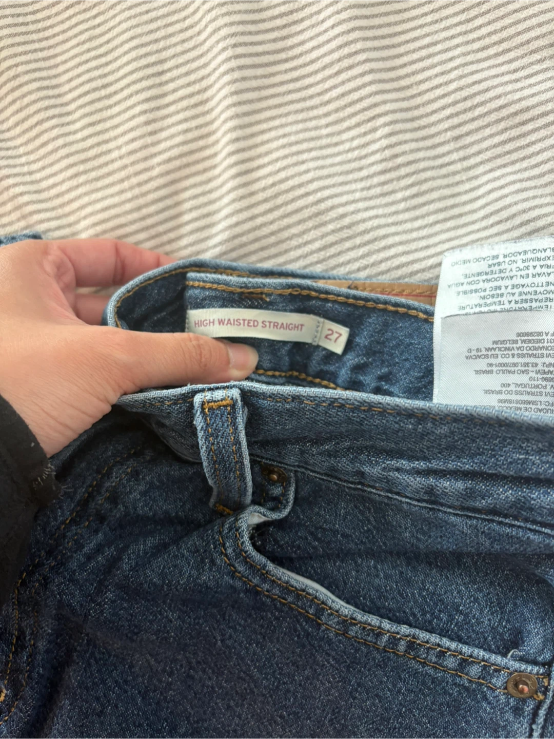 Levi's High Waisted Straight Jeans - Size 27 - photo 3