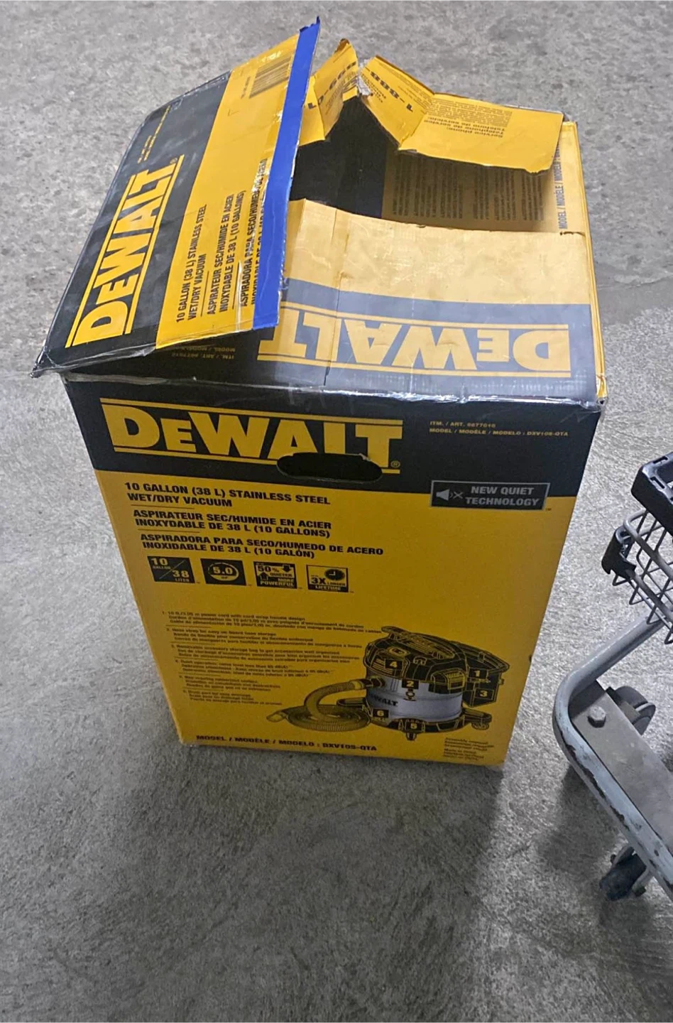DEWALT 10 Gallon Stainless Steel Wet/Dry Vacuum